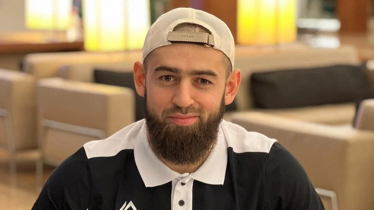 Qarabağ qapıçısı ilə imzaladığı yeni müqavilənin detallarını açıqlayıb