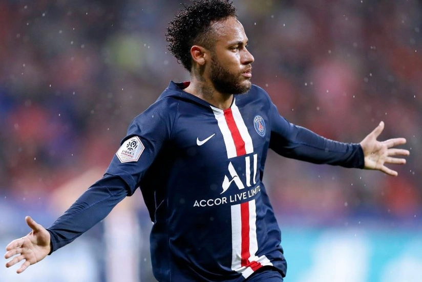 Гол Неймара принес победу ПСЖ в матче с Лионом