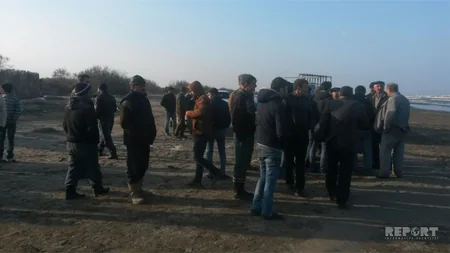 Fishing-boat sinks in the Caspian sea, 3 missing