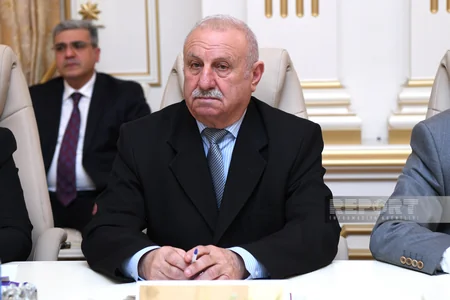 MSK-nın növbədənkənar Prezident seçkiləri ilə əlaqədar iclası keçirilib, qərarlar qəbul olunub - YENİLƏNİB