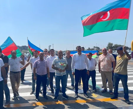 Tokio-2020: Azərbaycanın ilk medalını qazanmış paralimpiyaçı Vətənə qayıdıb