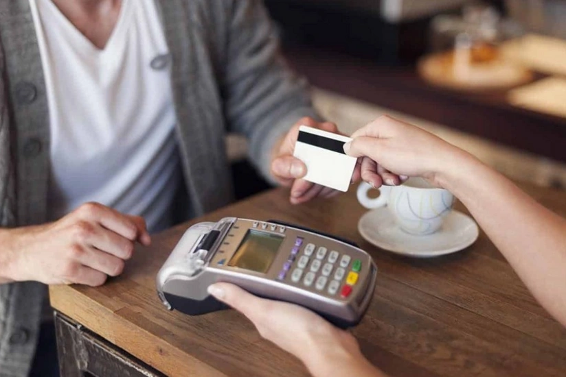 Azərbaycandakı POS-terminalların 65%-i təmassız ödənişləri qəbul edir