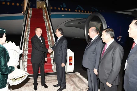 Prezident İlham Əliyev Tacikistana səfərə gedib