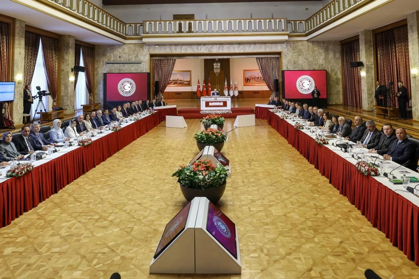 Türkiyənin Milli Kəşfiyyat İdarəsinin rəhbəri TBMM komissiyasının iclasına dəvət edilib