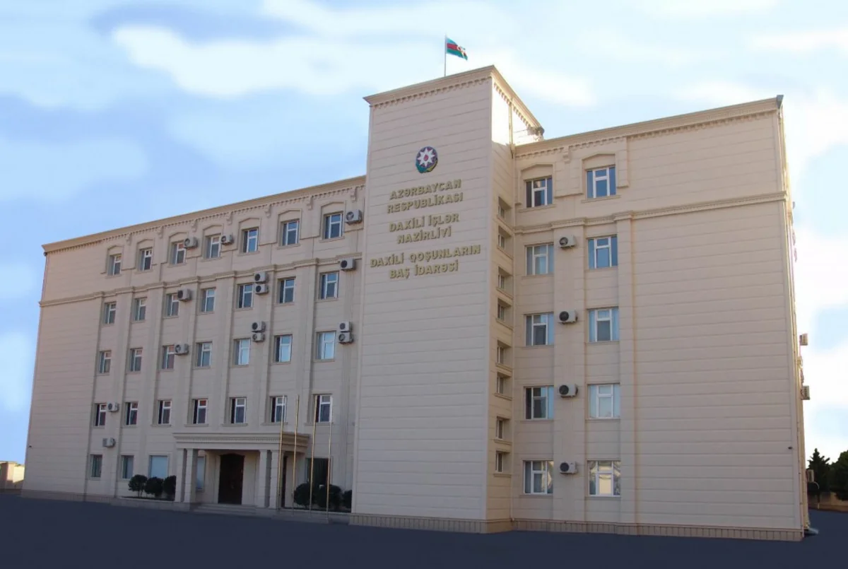 Daxili Qoşunların mülki işçilərinin aylıq vəzifə maaşları yeni redaksiyada təsdiqlənib