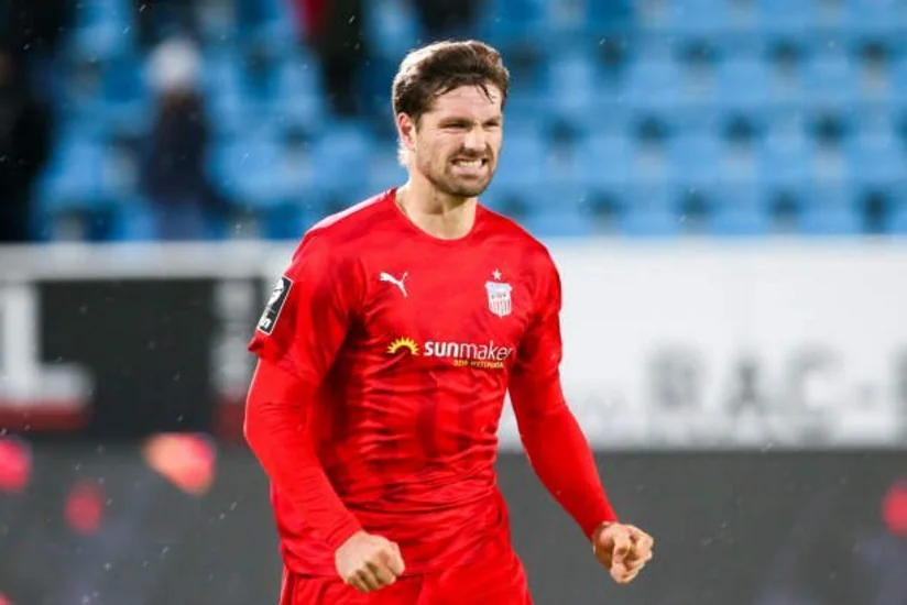 Almaniyalı futbolçu: Keşləyə qol buraxmadan qalib gəlmək istəyirdik