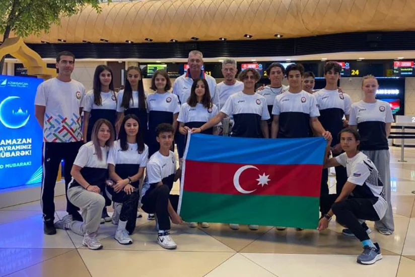 Azərbaycanın çimərlik voleybolçuları toplanış üçün Türkiyəyə yollanıblar