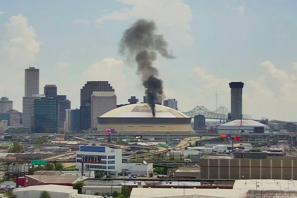 Fire breaks out at huge US rugby stadium