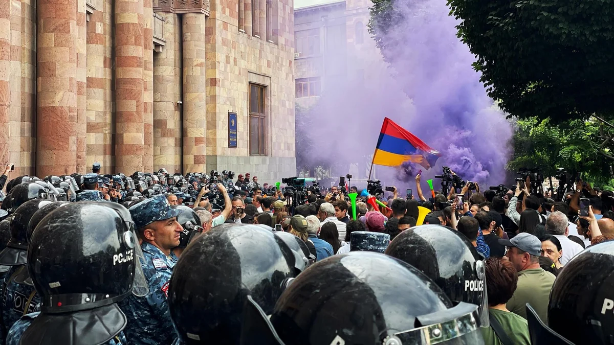 Mass arrests sweep Armenia amid ongoing protests