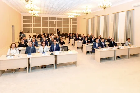 Naxçıvan Ali Məclisinin növbədənkənar sessiyası başa çatıb