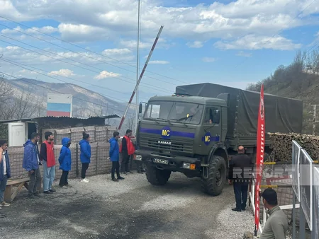 Xankəndi-Laçın yolunda sülhməramlıların 90 avtomobili maneəsiz keçib - YENİLƏNİB-9