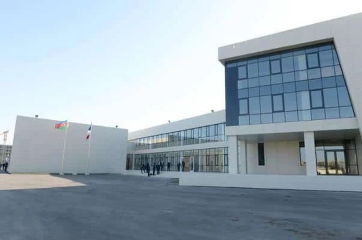 Bakı Fransız Liseyində yeni imtahan mərkəzi açılıb