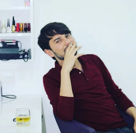 Abşeronda gənc stilist intihar etdi