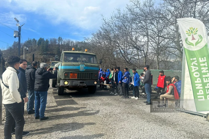 По дороге Ханкенди-Лачын беспрепятственно проехали 83 автомобиля миротворцев