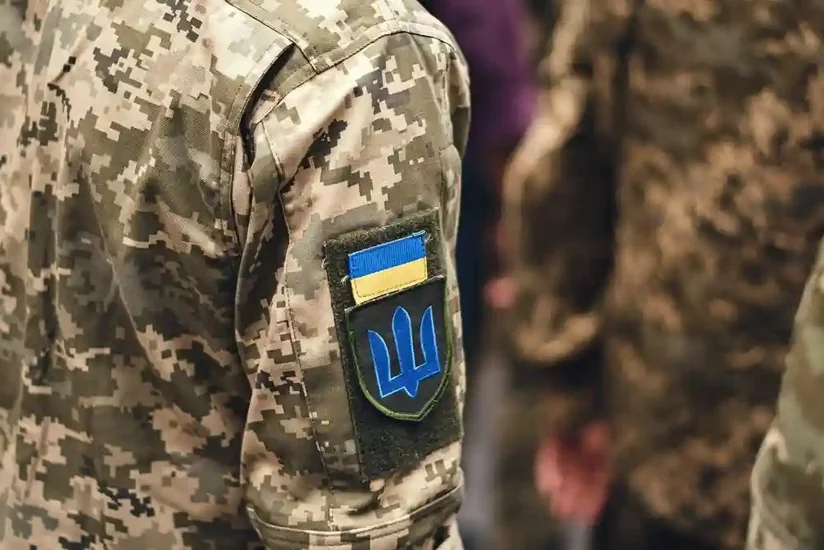 Зеленский продлил военное положение и мобилизацию
