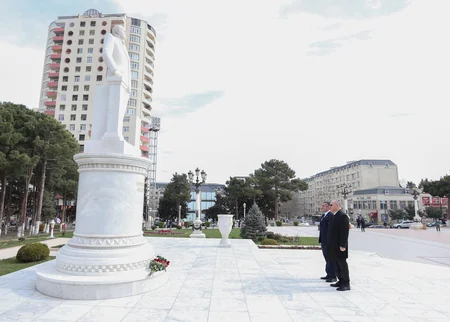 Səfər Mehdiyev Abşeronda vətəndaşları qəbul edib