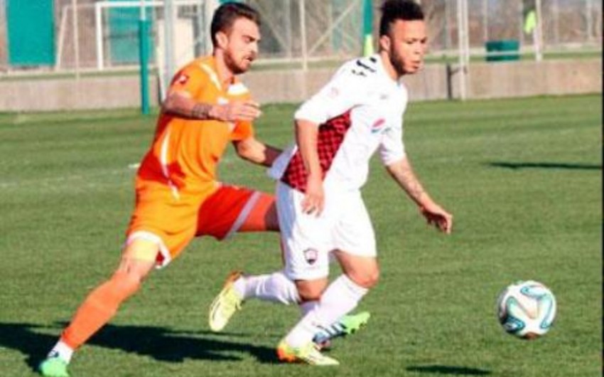 Qəbələ braziliyalı futbolçusu ilə yollarını ayırıb