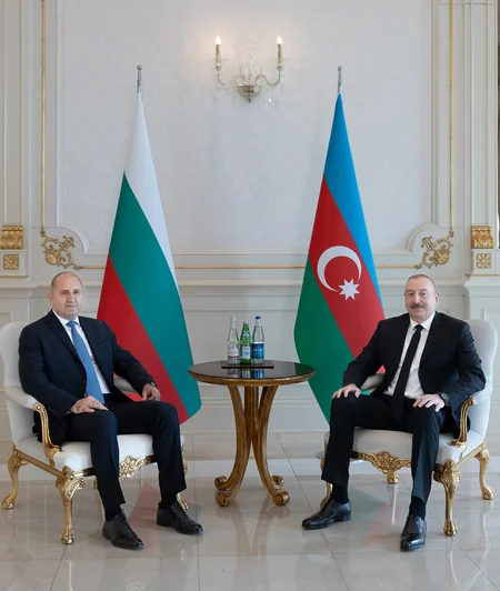 Radev: Bolqarıstan və Azərbaycan strateji üstünlüklərdən istifadə etməyə çalışır