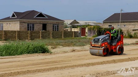 Pirallahıda Mətbuat küçəsi təmir edilir