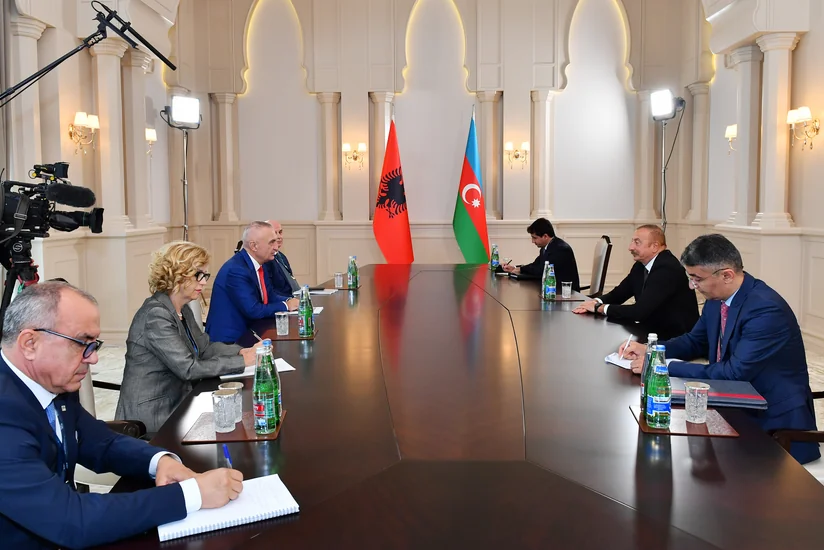 Azərbaycan və Albaniya prezidentləri arasında görüş olub