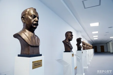 Üzvlük haqqı 100 manat olan kitabxanadan - REPORTAJ