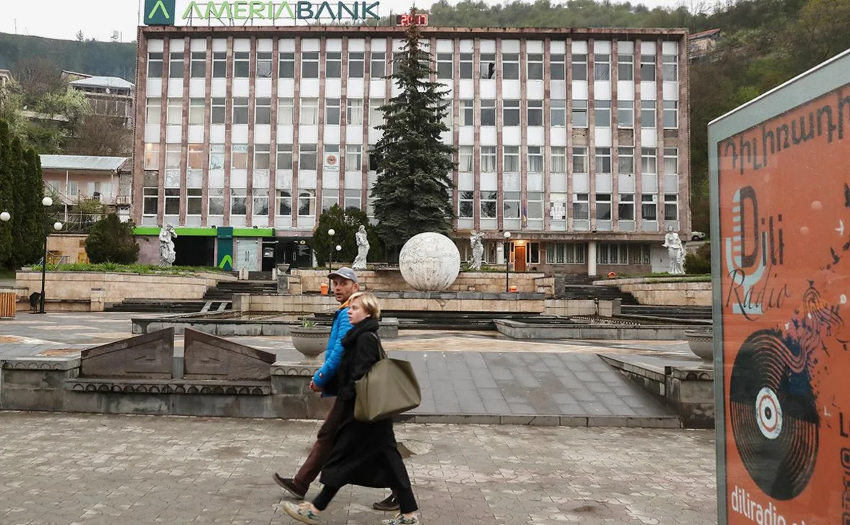 Armenian banks start asking Russians for information about their tax residency