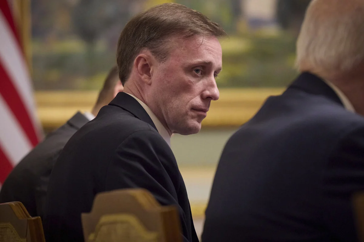 Biden, Trump national security advisers hold first meeting