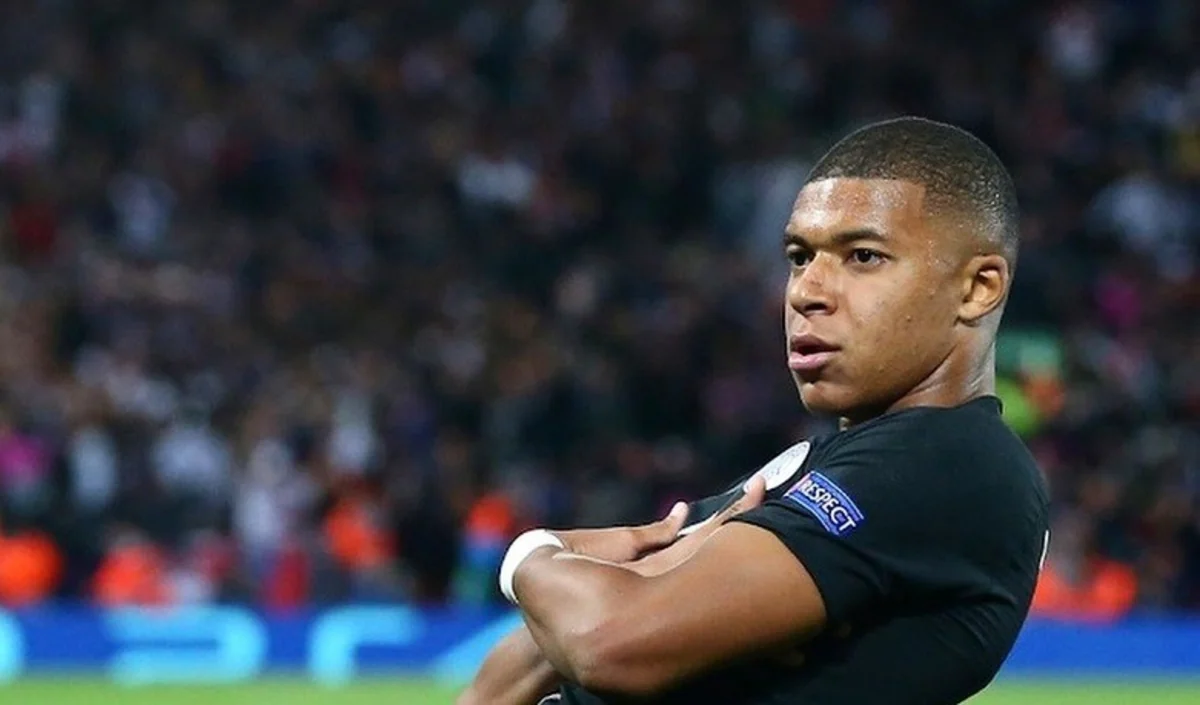 Мбаппе не заинтересован в новом контракте с “ПСЖ”