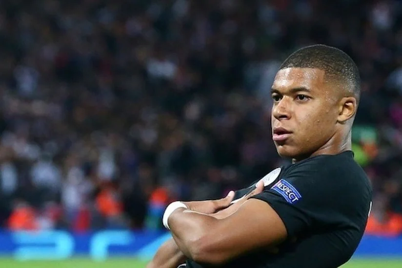 Мбаппе не заинтересован в новом контракте с “ПСЖ”