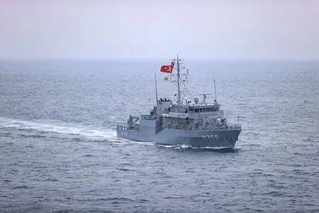 Türkiyədə Azərbaycan hərbçilərinin də iştirak etdiyi beynəlxalq təlimdə şərti dəniz minaları zərərsizləşdirilib