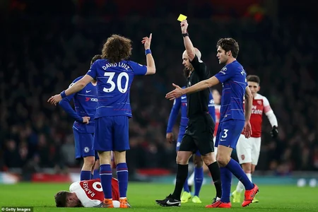 London derbisində Arsenal Çelsini məğlub edib