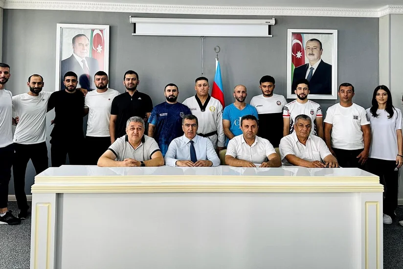Taekvondo məşqçi-müəllimləri üçün seminar keçirilib