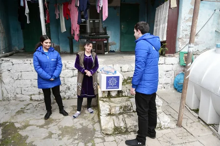 Heydər Əliyev Fondu ünvanlı sosial yardım alan ailələrə Novruz sovqatları paylayıb