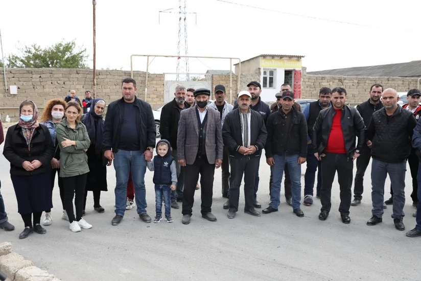 “Azəriqaz” Bakının Qala qəsəbəsinin sakinlərinin problemini dinləyib