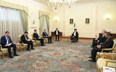 Глава МИД Азербайджана встретился с президентом Ирана