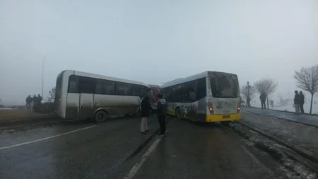 40 vehicles pileup in Turkey: 2 dead