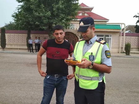 Yol polisi Ağcabədidə reyd keçirib, sərxoş sürücülər saxlanılıb