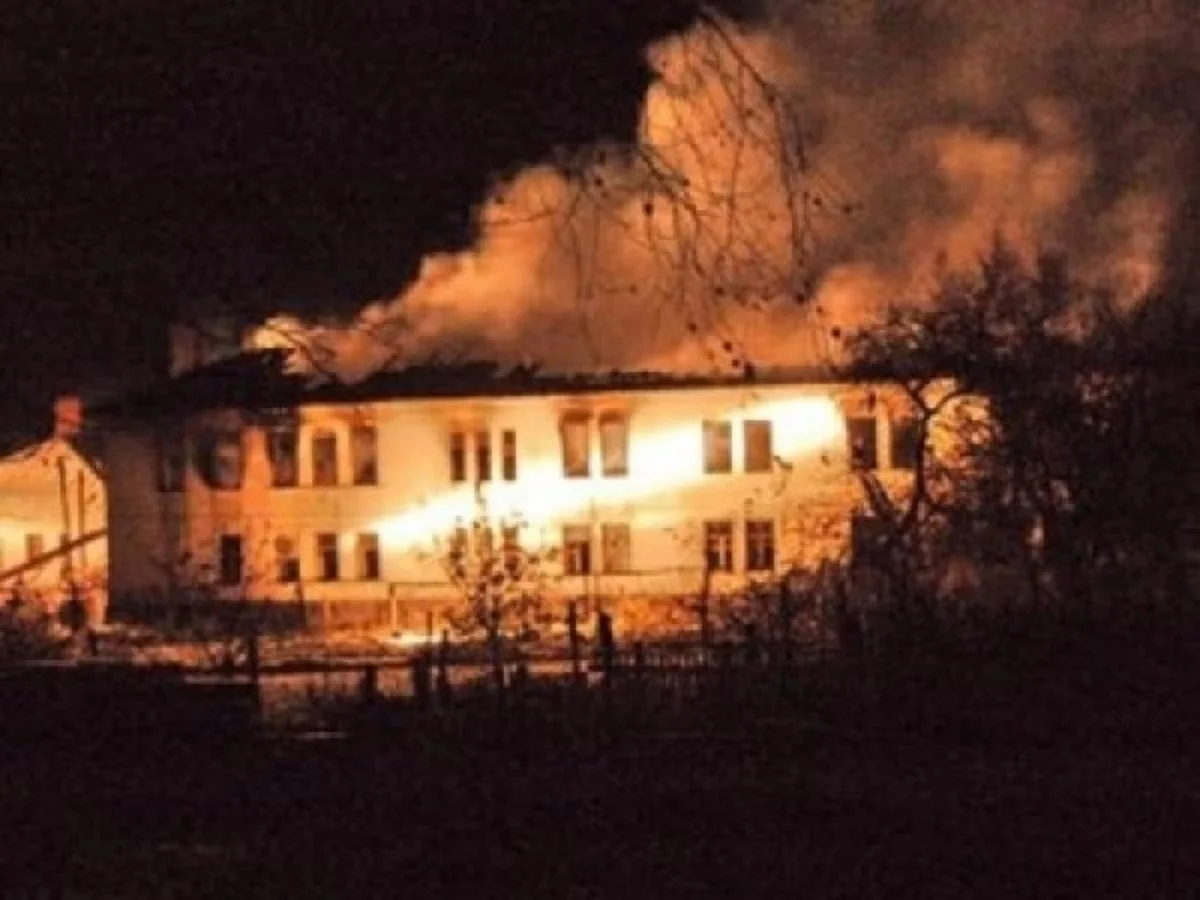 ​Lənkəranda ikimərtəbəli fitnes zalında yanğın olub