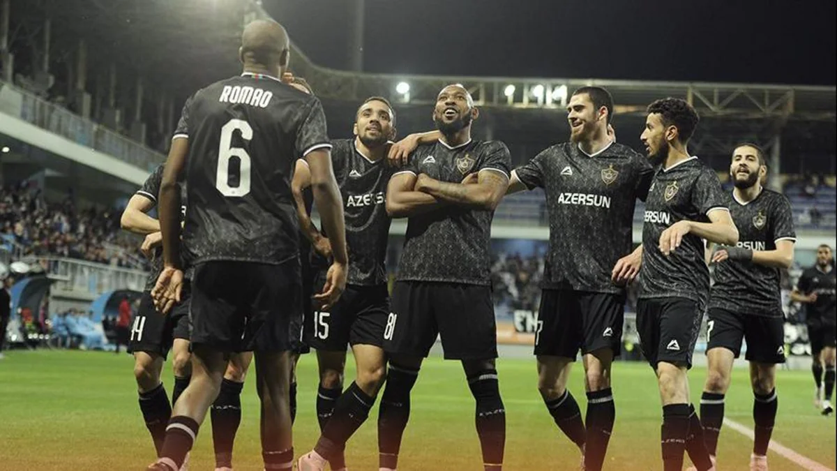 “Neftçi” ilə matç “Qarabağ”ın 3 futbolçusu üçün yubileylə əlamətdar olub