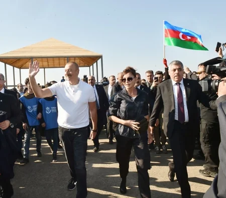 President Ilham Aliyev and first lady Mehriban Aliyeva attended tree-planting campaign in Khatai district, Baku