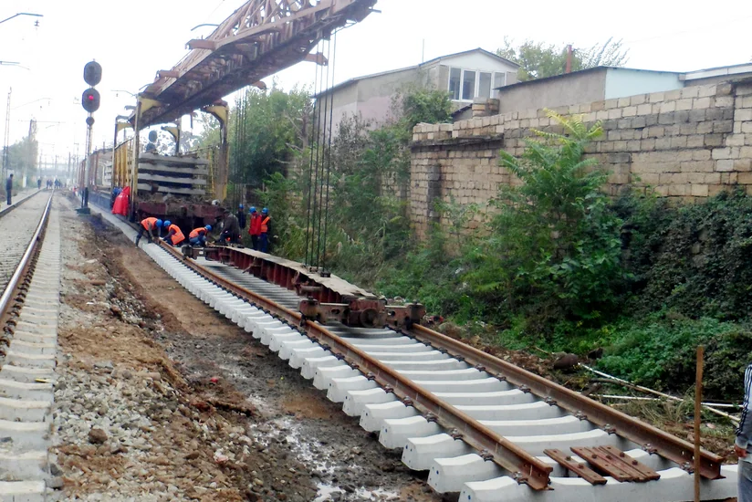 Repair work on main railway in Azerbaijan is underway
