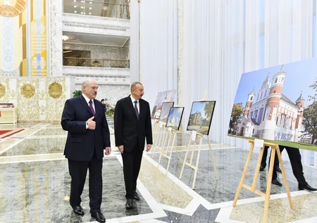 Azərbaycan Prezidentinin Minskdə rəsmi qarşılanma mərasimi olub