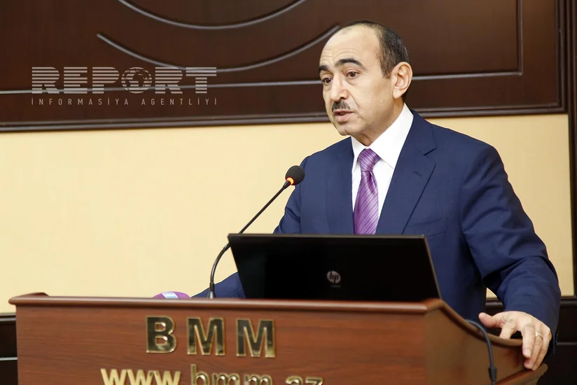 Əli Həsənov: Siyasi partiyalarla hakimiyyət arasında istənilən mövzu müzakirə oluna bilər