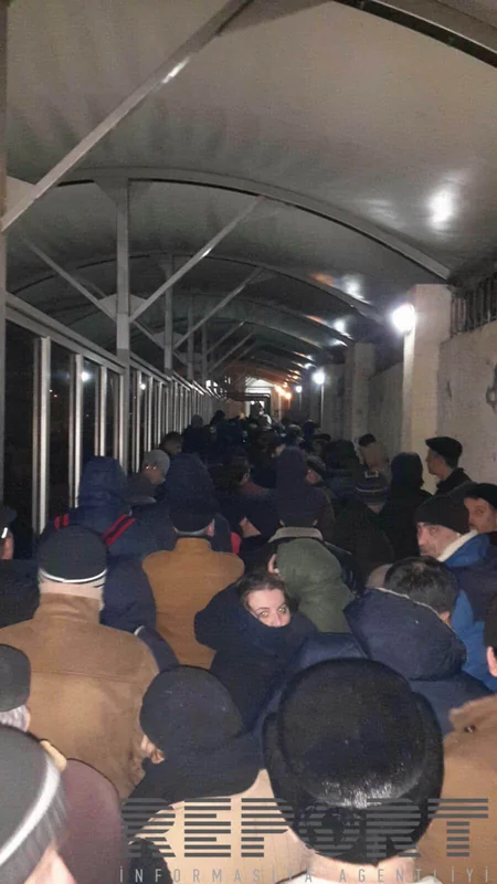 ​İki minə yaxın insan Azərbaycan-Rusiya sərhədində qalıb - FOTO