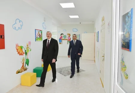 Президент Азербайджана принял участие в открытии жилкомплекса в Кюрдаханы - ФОТО