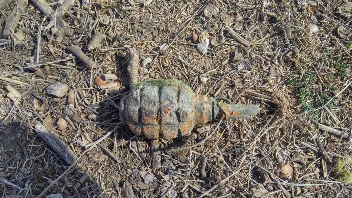 Qazaxda su kanalında əl qumbarası tapıldı