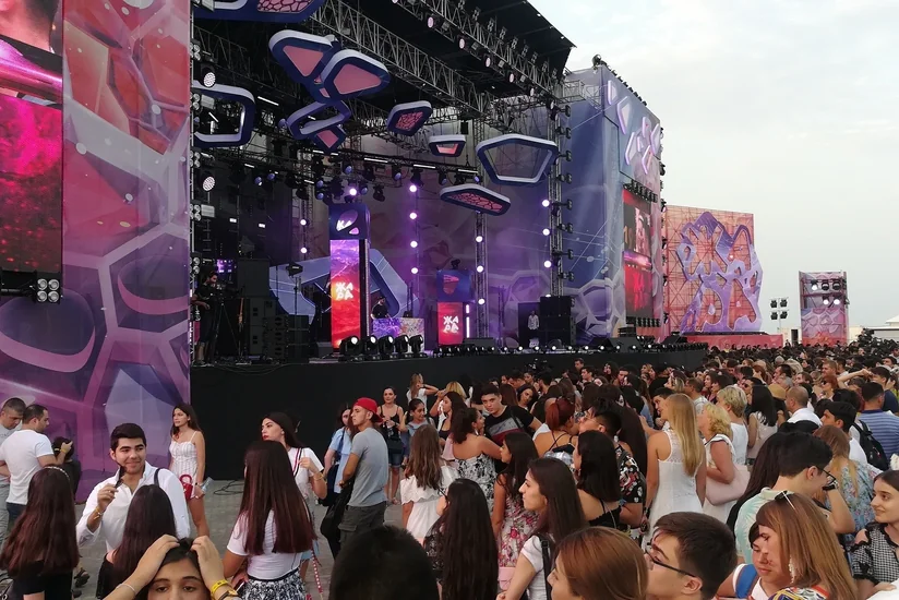 Фестиваль Жара-2018 продолжает радовать зрителей