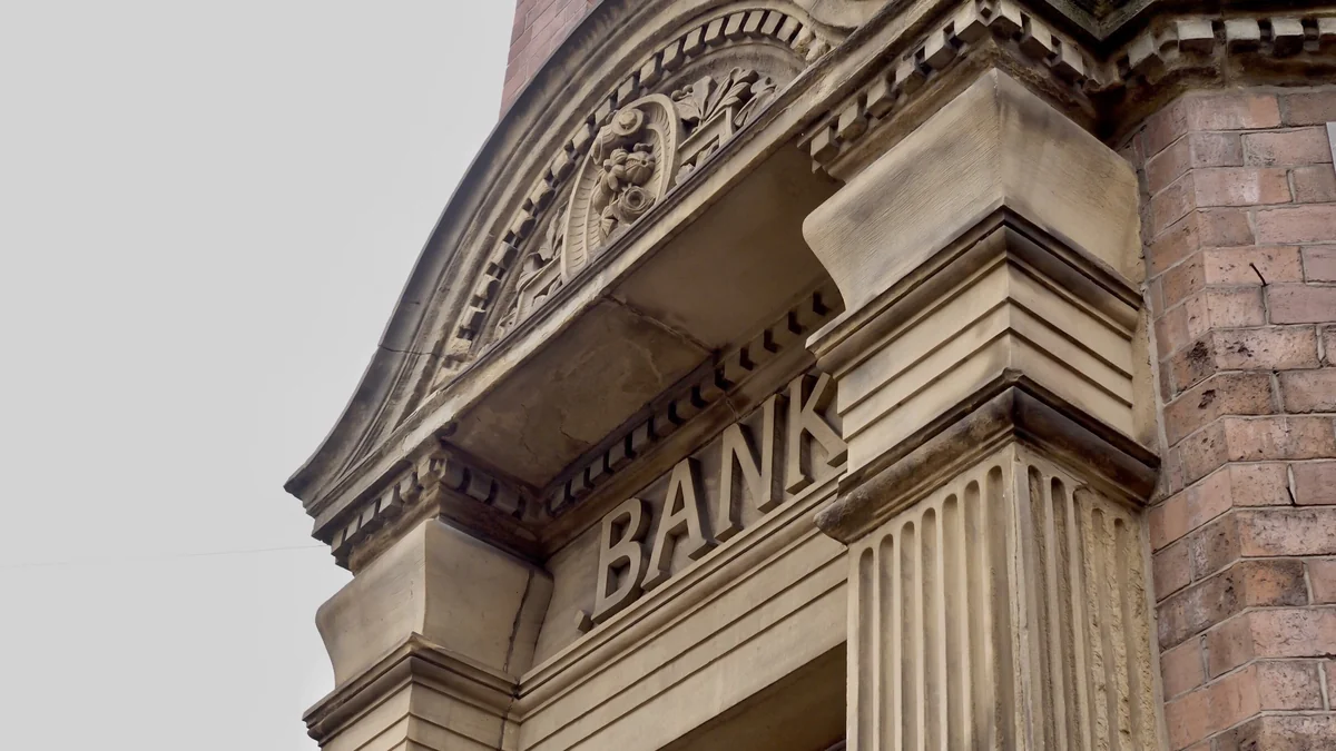 Ötən ay bəzi banklar depozitləri ucuzlaşdırıb - ARAŞDIRMA