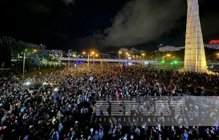 Gürcüstanda aksiya iştirakçıları yolu bağlayıblar - YENİLƏNİB