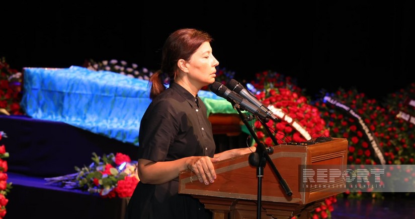 Elçin Əfəndiyevin qızı Azərbaycan Prezidenti və Birinci vitse-prezidentinə təşəkkür edib